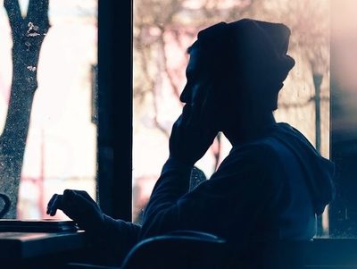 Escuchas telefónicas: excepciones deben estar contempladas en normas inferiores a la Constitución · Radio Monumental 1080 AM