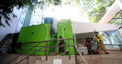 La Nación / Controlan principio de incendio en conocida heladería de Asunción
