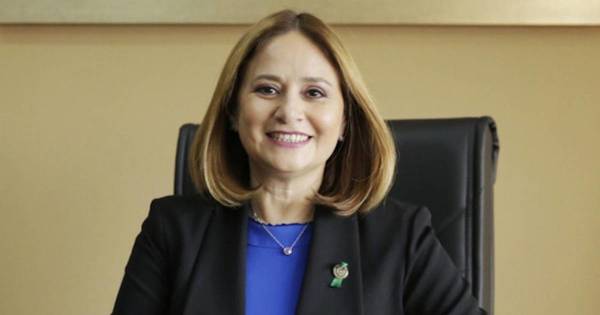La Nación / Red por la Niñez cuestiona postulación de Segovia a la Corte por declaraciones sobre ideología de género