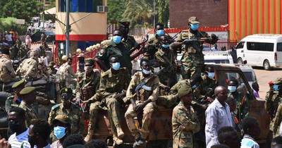 La Nación / Golpe militar en Sudán arrestó a primer ministro y dejó 3 muertos