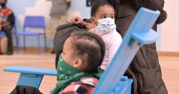 La Nación / Niños no necesitarán estar vacunados contra el COVID para entrar a EEUU