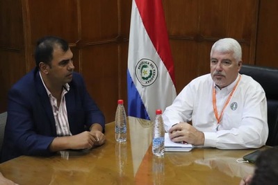 Avanzan las gestiones para la construcción de más asfaltados en Caazapá - Noticiero Paraguay