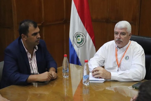 Avanzan las gestiones para la construcción de más asfaltados en Caazapá - Noticiero Paraguay