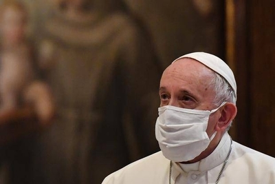 Diario HOY | Papa Francisco recibe la tercera dosis de la vacuna anticovid