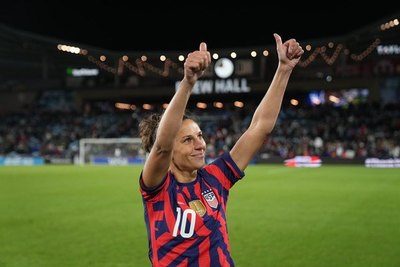 La histórica Carli Lloyd se despide emotivamente de la selección estadounidense