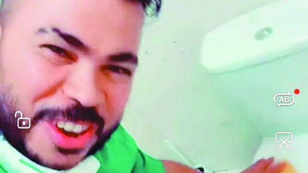 Paraguayo en España: "Creen que soy doctor, pero che ajohéi baño"