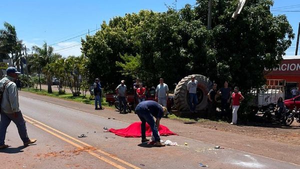 Choque entre motocicleta y camión deja una fallecida en Santa Rita