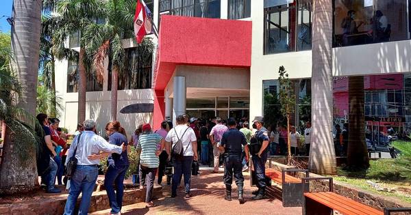 La Nación / San Lorenzo: comuna está en quiebra financiera y adeuda cerca de G. 18.000 millones en préstamos