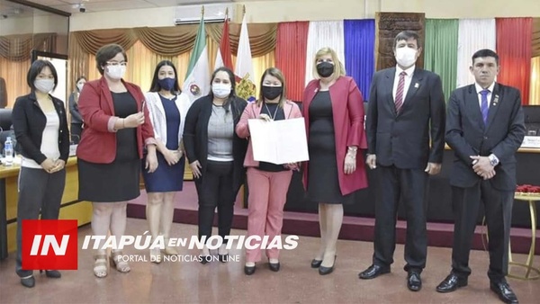 PRIMER CONGRESO DE MUJERES LÍDERES Y POLÍTICAS DEL PARAGUAY CAMINO AL 2023 EN ENCARNACIÓN. - Itapúa Noticias