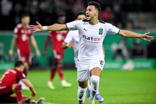 El Mönchengladbach elimina al Bayern con una goleada - Fútbol Internacional - ABC Color