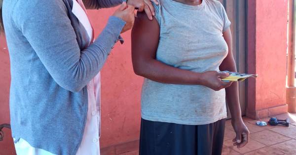 La Nación / COVID Alto Paraná: hay USF que vacunaron solo a 10 personas en una semana