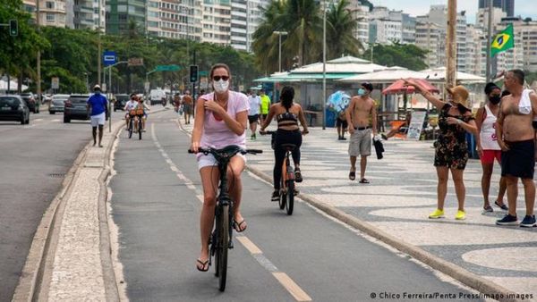 Río de Janeiro quita obligatoriedad de mascarilla