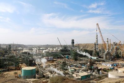 Refinería de Talara, al norte de Perú, entrará en operación en abril de 2022 - MarketData