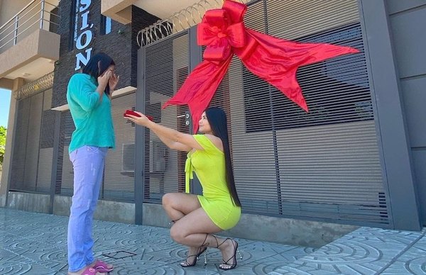 Crónica / LA CASA PARA MAMI. “No me esperaba este regalo de mi hija”