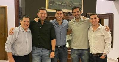 La Nación / Roque se reunió con HC y figuras de Honor Colorado