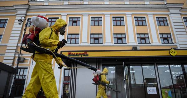 La Nación / Nuevos récords en Rusia: 1.159 muertos y 40.096 contagios de COVID en 24 horas