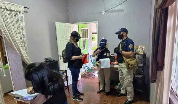 Fiscalía y Senabico allanan e incautan mansiones de narcos en Salto del Guairá •