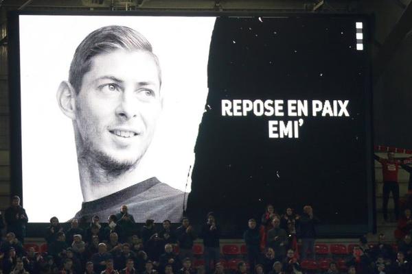 Culpable el organizador del vuelo de Emiliano Sala por poner en peligro la aeronave - El Independiente