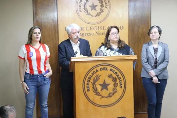 Paraguay podría perder USD 168 millones si acepta reducir tarifa de Itaipú, advierten – Prensa 5