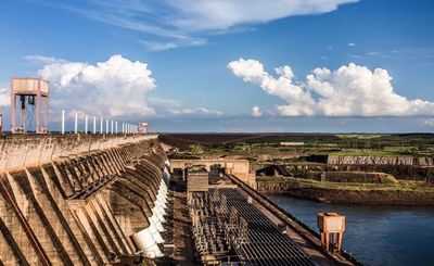 Tarifa de Itaipú: “Sabemos que esa reunión ya se hizo”, dice exgerente de la ANDE - Nacionales - ABC Color
