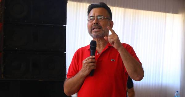 La Nación / “Nos quieren seguir jodiendo”, dice diputado sobre candidatura del oficialismo
