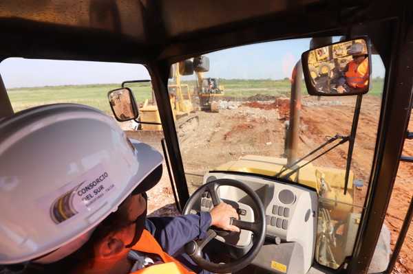 Sector de la construcción capacita y da impulso a la inserción laboral de jóvenes en el interior - .::Agencia IP::.