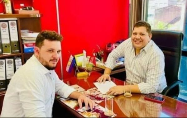 Alex Nunes se alía al diputado Juancho Acosta para el 2.023