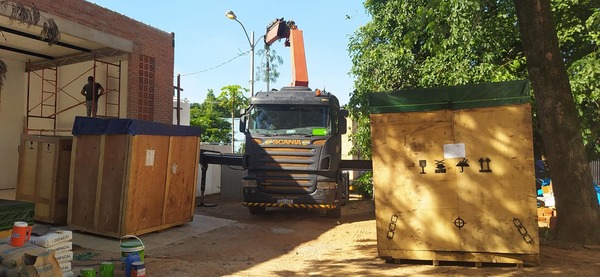 Llegaron los equipos para la Planta Generadora de Oxígeno - Noticiero Paraguay