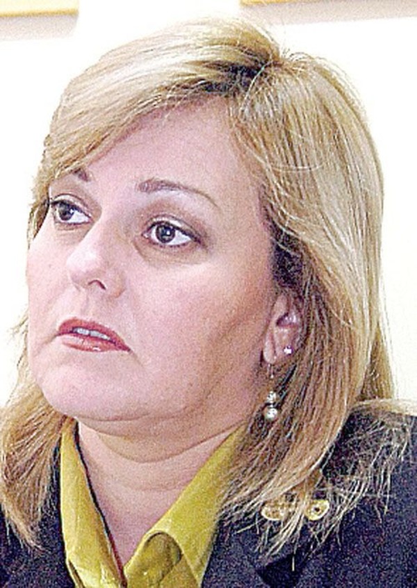 Piratas del asfalto vestidos de Policía roban millonaria carga de electrónicos - La Clave