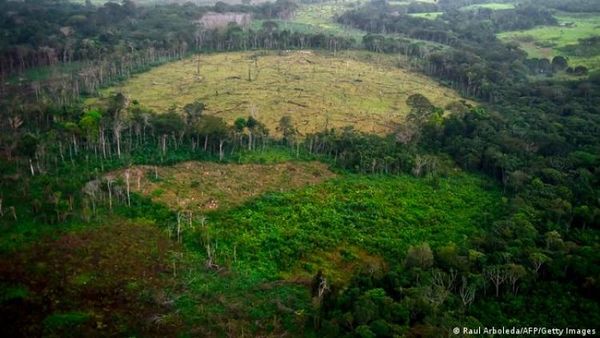 Campesinos retienen a 180 soldados en convulsa región colombiana