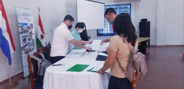 Jóvenes de Ñeembucú recibirán segundo desembolso de Becas Juventud - ADN Digital