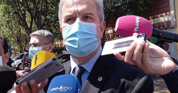 La Nación / UIP: Declaraciones de Fúster “desgastan a este gobierno”