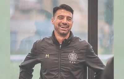 Crónica / Está conforme con el rendimiento, he’i JC