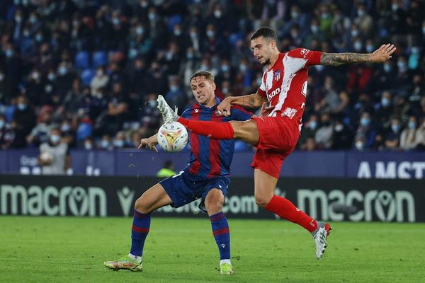 Real Sociedad y Napoli, líderes en España e Italia - Fútbol - ABC Color