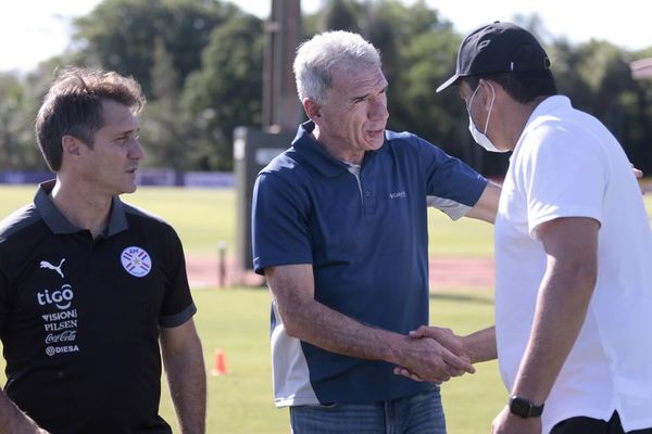 Hoy es día de convocatoria albirroja - Selección Paraguaya - ABC Color