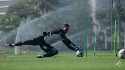 Martín Silva arregló y Roque está al caer