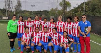 La Nación / Paraguayas consiguen campeonato en torneo internacional de fútbol 8 en Roma