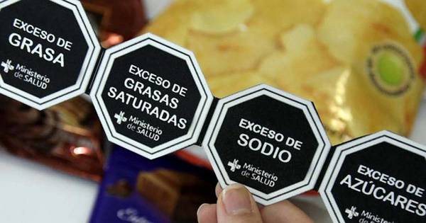 La Nación / Argentina sanciona ley de etiquetado frontal de alimentos