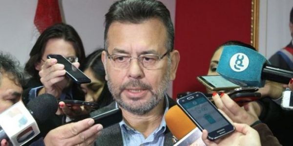 Exdiputado advierte que la corrupción va a continuar en el país con Hugo Velázquez