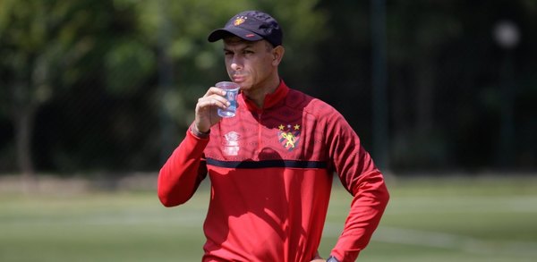 El Sport Recife de Florentín ya suma cuatro juegos sin victorias y sigue en zona de descenso