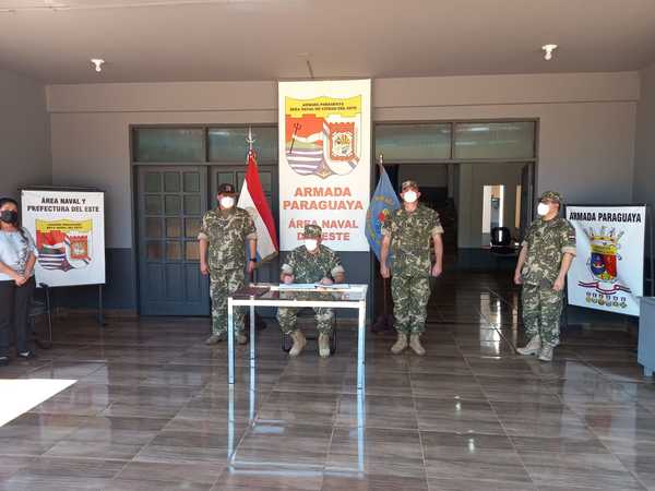 Asume nuevo comandante del Área Naval del Este
