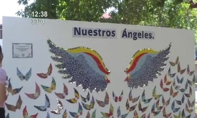 Mosaico en memoria de los fallecidos por covid - SNT