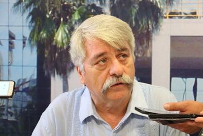 “La propuesta de Mario Abdo es entregar la soberanía a Bolsonaro”, asegura parlasuriano