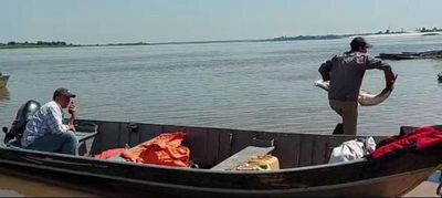 Pescadores de Ñeembucú miran con preocupación la veda pesquera - Nacionales - ABC Color