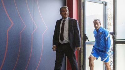 Laporta: "Posiblemente el cese de Koeman llega tarde"