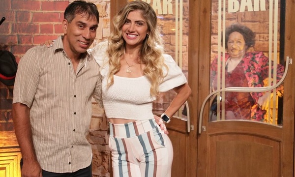 Así Cantaron Pipino Cuevas y Alicia Ramírez en Polémica en el bar | Telefuturo