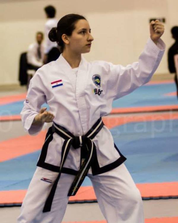 Sanlorenzana se destaca en torneos mundiales de taekwondo » San Lorenzo PY