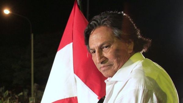 EEUU mantiene arresto domiciliario para Alejandro Toledo