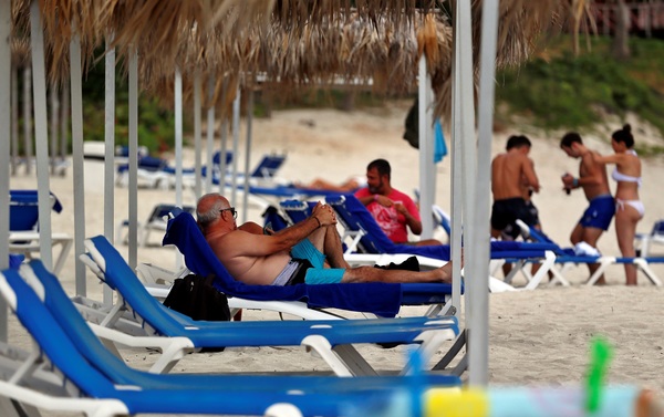 Cuba eliminará la cuarentena y exigirá el certificado de vacunación a los viajeros - MarketData
