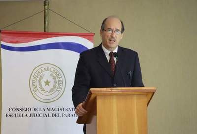 Ocampos promete luchar contra la morosidad judicial y la corrupción si es elegido ministro de la Corte - ADN Digital